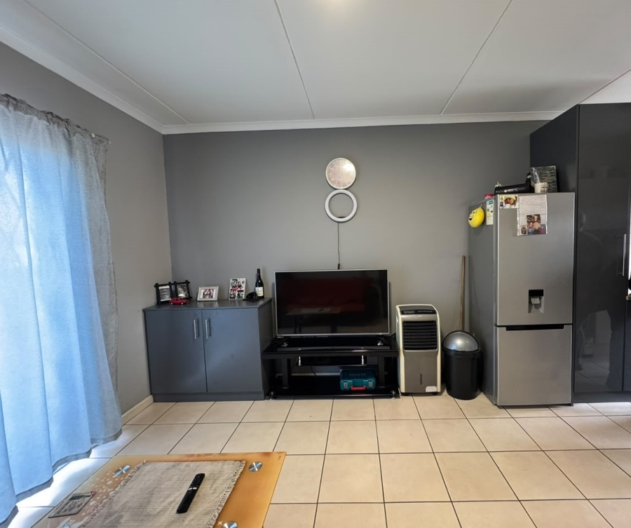 2 Bedroom Property for Sale in Heather Park Western Cape